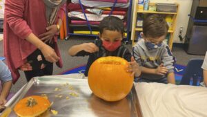 Pumpkin-Sensory-Activity-2021-18-1024×576